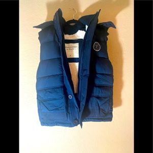 Abercrombie and Fitch Men’s Vest size Medium